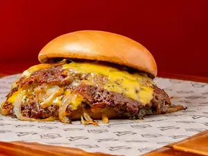 Hamburguesa fried onion simple (sin papas)