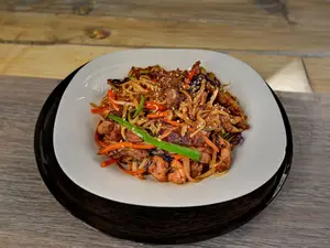 Chow Mi Fem De Pollo