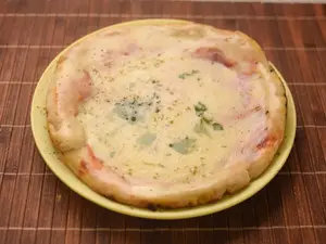 Pizza Muzzarella