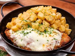 Milanesa napolitana con papas