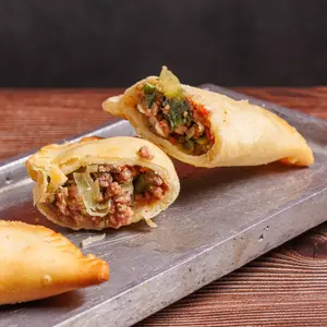 Empanada frita de carne