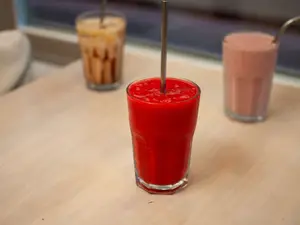 Jugo de frutilla con agua 500 ml