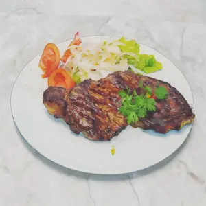 Bife De Lomo Con Guarnición