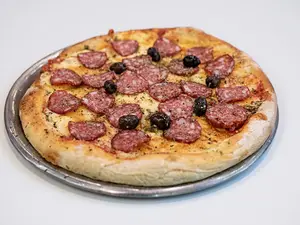 Pizza Calabresa
