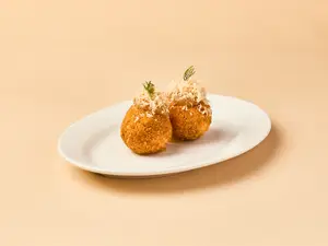 Croquetas de morcilla con chutney de manzana