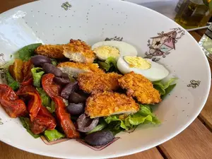 Ensalada pollo crispy