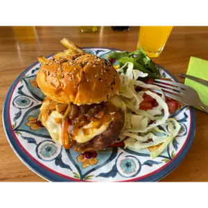 Hamburguesa de carne con cyq