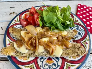Milanesa de pescado con c y qa