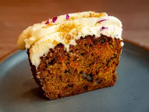 Porción de Carrot cake