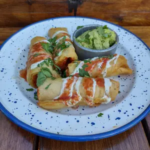 Flautitas de pollo