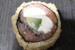 Hot phila roll (8 unidades)