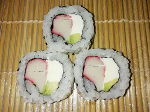 Kanicheese roll (8 unidades)