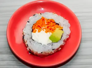 Vegetariano roll (8 unidades)