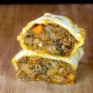 Empanada de Osobuco al Malbec Frita