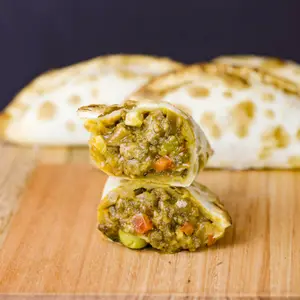 Empanada de Carne Suave Frita