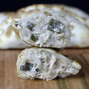 Empanada de Pollo al Verdeo Frita