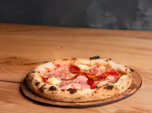 PROSCIUTTO COTTO E PEPERONI