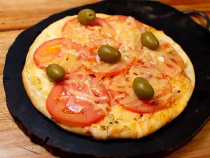 Pz napolitana con provolone