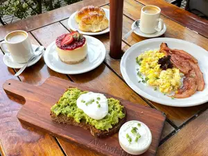BRUNCH PLANT BASED