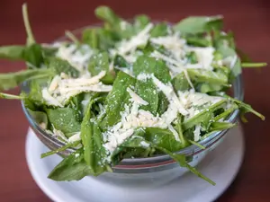 Ensalada de Rúcula y Parmesano