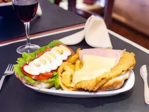 Sándwich milanesa