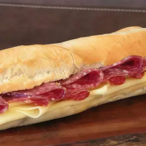 Francés de salame y queso