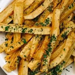Papas fritas con provenzal