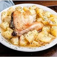 Pollo al ajillo con papas