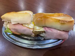 Sándwich de milanesa Distinto