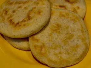 Arepa de queso y palta