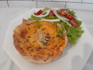 Tarta de calabaza c/ ensalada