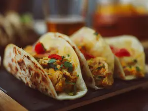 3 tacos de carne + guacamole