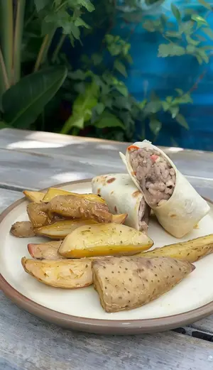 Burrito De Carne Desmechada