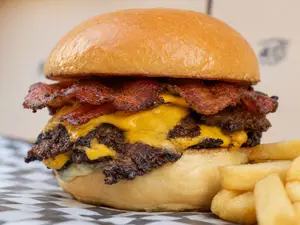 Cheesebacon con papas