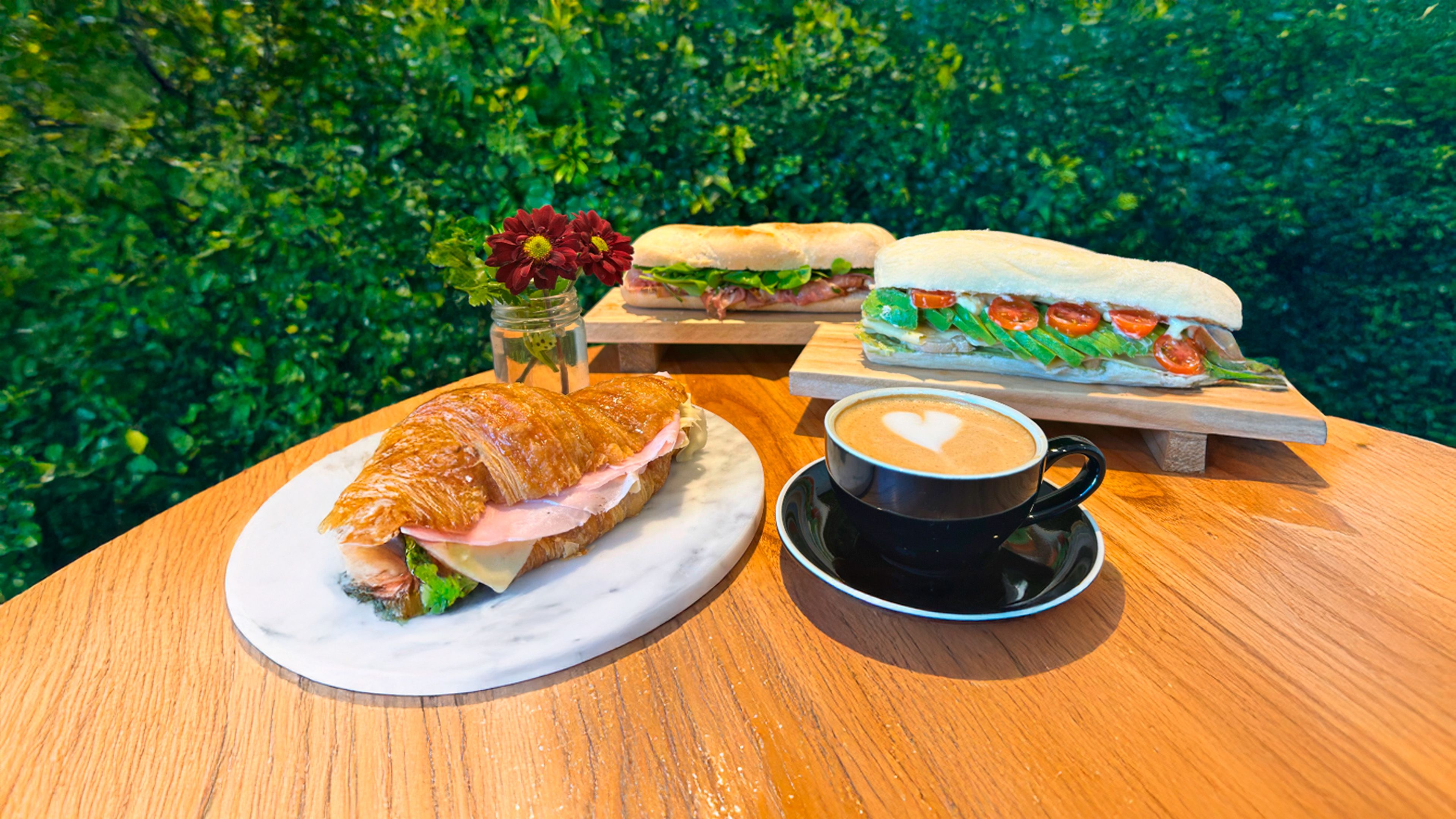 Amara Café