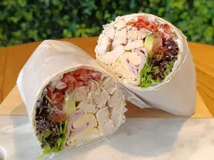 Wrap de pollo + limonada