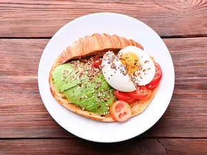 Avocado croissant