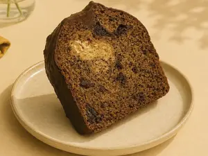 Budín de banana y chocolate