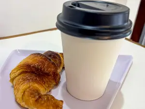 Promo 2 Cafe + 4 Medialun