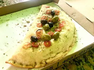 Calzone calabresa