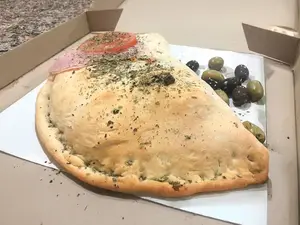 Calzone napolitano