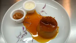 Flan de dulce de leche