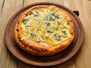 Pizzeta de queso azul