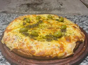 Pizza de provolones