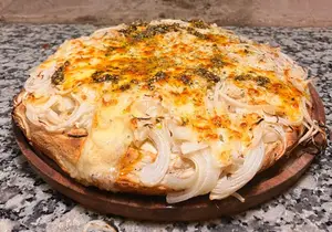 Pizza fugazeta