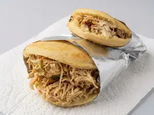Arepa De Pollo