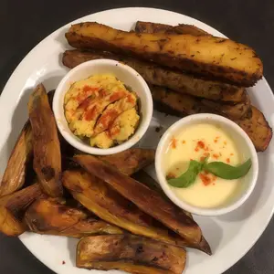 Papas bravas y batatas