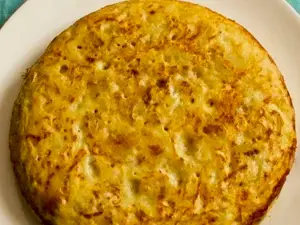 Tortilla de papa y cebolla