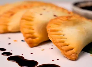 Empanadas de salmón (4 piezas)