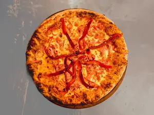 Pizza jamón y morrones grande